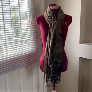 Pashmina tan floral print large scarf, 70% pashmina 30% silk. Used condition.